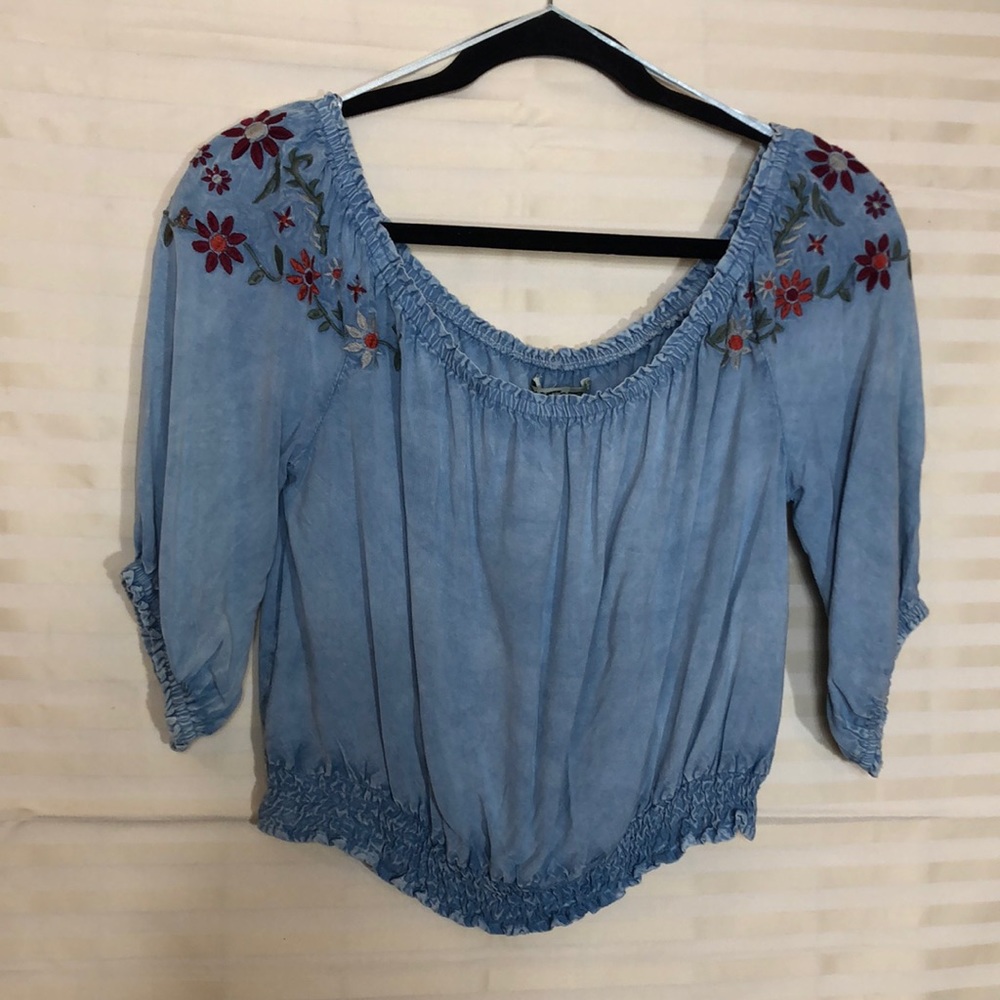 TRAMP Sz L Cropped Embroidered Top Acid Wash Soft Blue Smocked Stretch  NWT